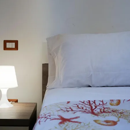 Flower Apartment *
